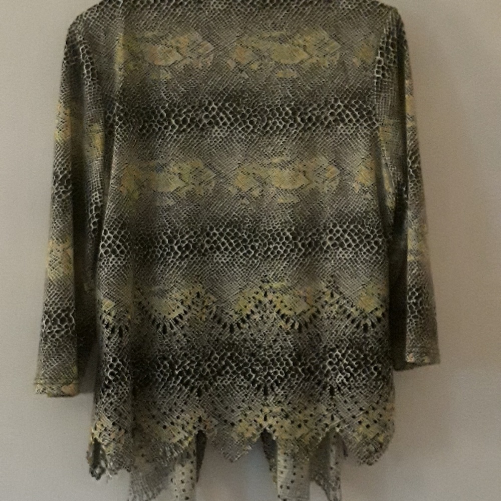 Cardigans - Picture 2 of 4